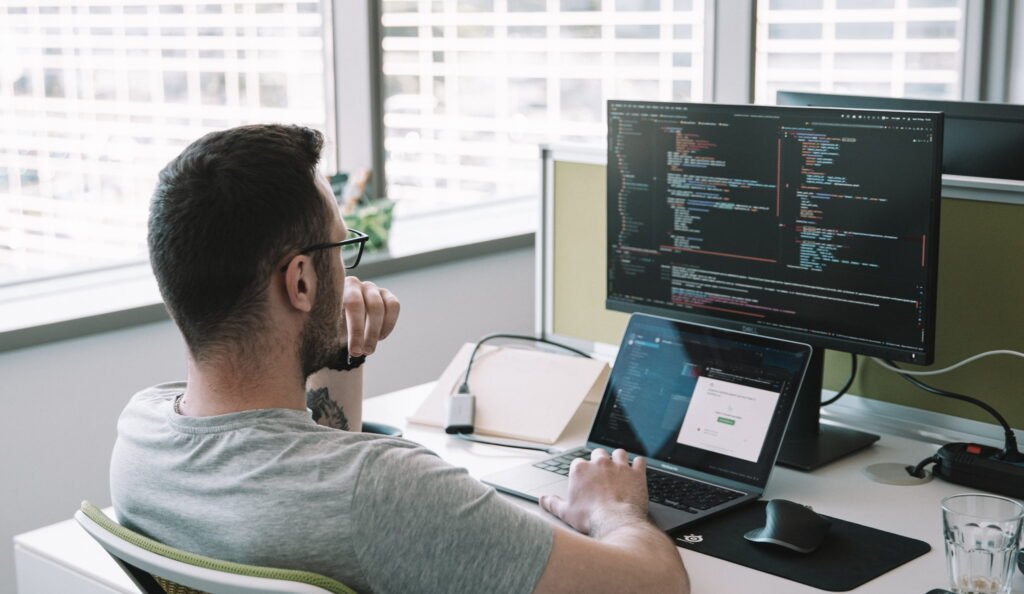Software Developer vs Software Engineer: Key Differences and Career Opportunities 3 %Post title%